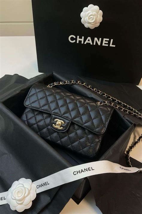 chanel lambskin shoulder bags|Chanel bag lambskin vs caviar.